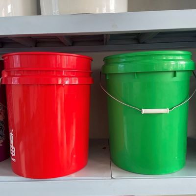 Cubo de plástico de contenedor de 3L 4L 5L 8L 10L con tapa