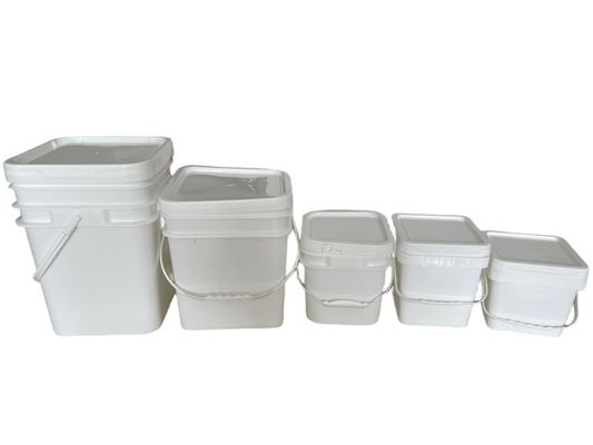 Estante de plástico de 2 galones para contenedores minerales
