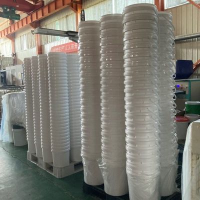 Cubo de plástico de 20L con tapa de boquilla fácil de abrir Diseño duradero y versátil