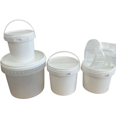 Convenientes cubos de pintura de plástico de 20L con diseño fácil de abrir y asas fuertes