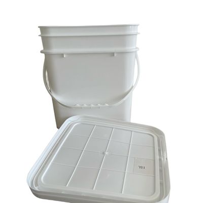 Embalaje de bebidas 10L Cubo cuadrado con tapa y mango