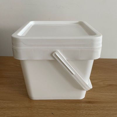 Envases de plástico de polipropileno para el transporte de bebidas