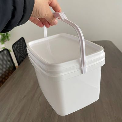 Personalizar 3L 5L fácil de abrir cubo rectangular cubo de plástico con tapa y mango