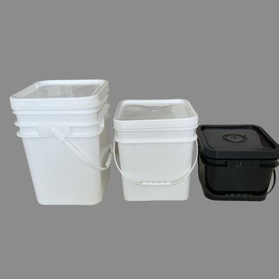 Cubo de plástico de forma cuadrada de 10L con cubos impresos