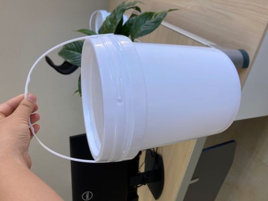 Solución de embalaje de alimentos Personaliza un cubo de plástico de 5 litros con tapa