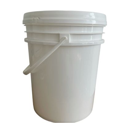 Cubo de plástico pesado de 20L con tapa y mango de metal certificado por GAP/ISO/FDA