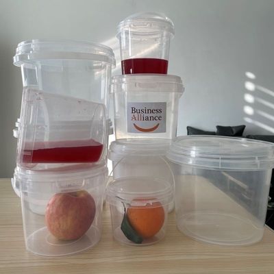 Contenedor cuadrado transparente de plástico para alimentos con un grosor de 1,0 a 2,5 mm