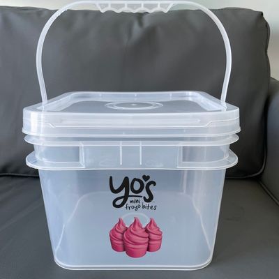 Balde de plástico cuadrado de 2 galones con capacidad de 8 litros y certificación GAP/ISO/FDA