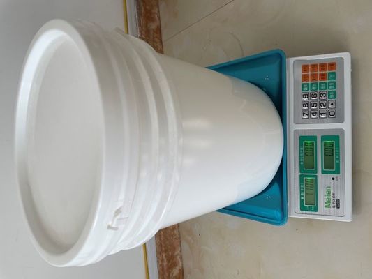 Personalice sus contenedores de alimentos con un balde de plástico de 5 galones y tapa de 20 litros