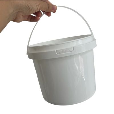 Cubo de plástico transparente de 4L con tapa para almacenar herramientas prácticas y versátiles