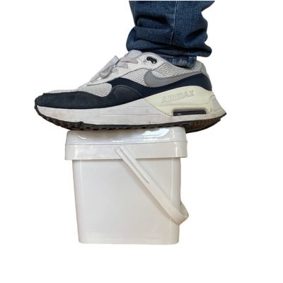 Cubo de plástico fácil de abrir con tapa duradero y respetuoso con el medio ambiente