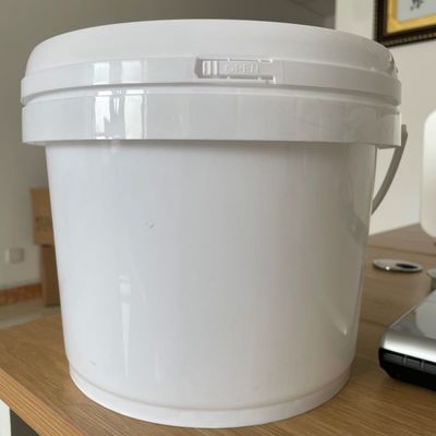 El decapado se hace fácil con nuestro cubo y tapa de plástico personalizados gratuitos Certificado GAP / ISO / FDA