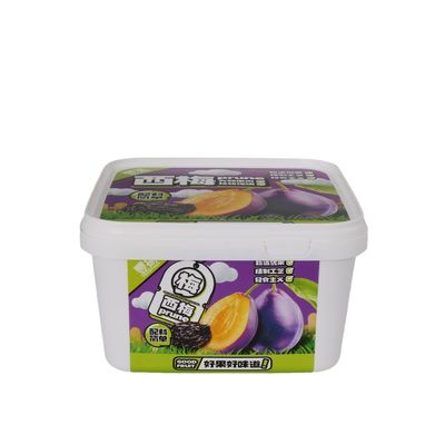 Personalice su envase de yogur con un cubo de plástico hermético