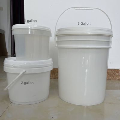 En el caso de los productos químicos, los baldes redondos de plástico 1L-5L con aprobación segura y certificado GAP/ISO/FDA