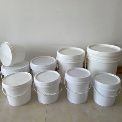 Baldes de polipropileno de 10 litros con tapa y mango OEM Contenedor de pintura de plástico de 2 galones