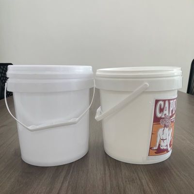 Bote de plástico de colores con impresión IML y certificación GAP/ISO/FDA
