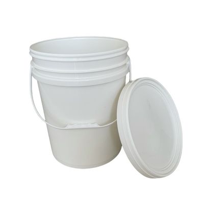 Polípropileno sellado 10L 20L cubo de pintura con accesorios cubos de cubo tapa y manija