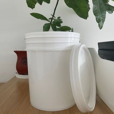 Balde industrial de plástico de 5 galones con tapa sellada a prueba de fugas y diseño personalizado