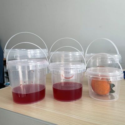 Contenedor de plástico redondo o cuadrado personalizado con tapa 300ml 500ml 750ml 1L balde transparente